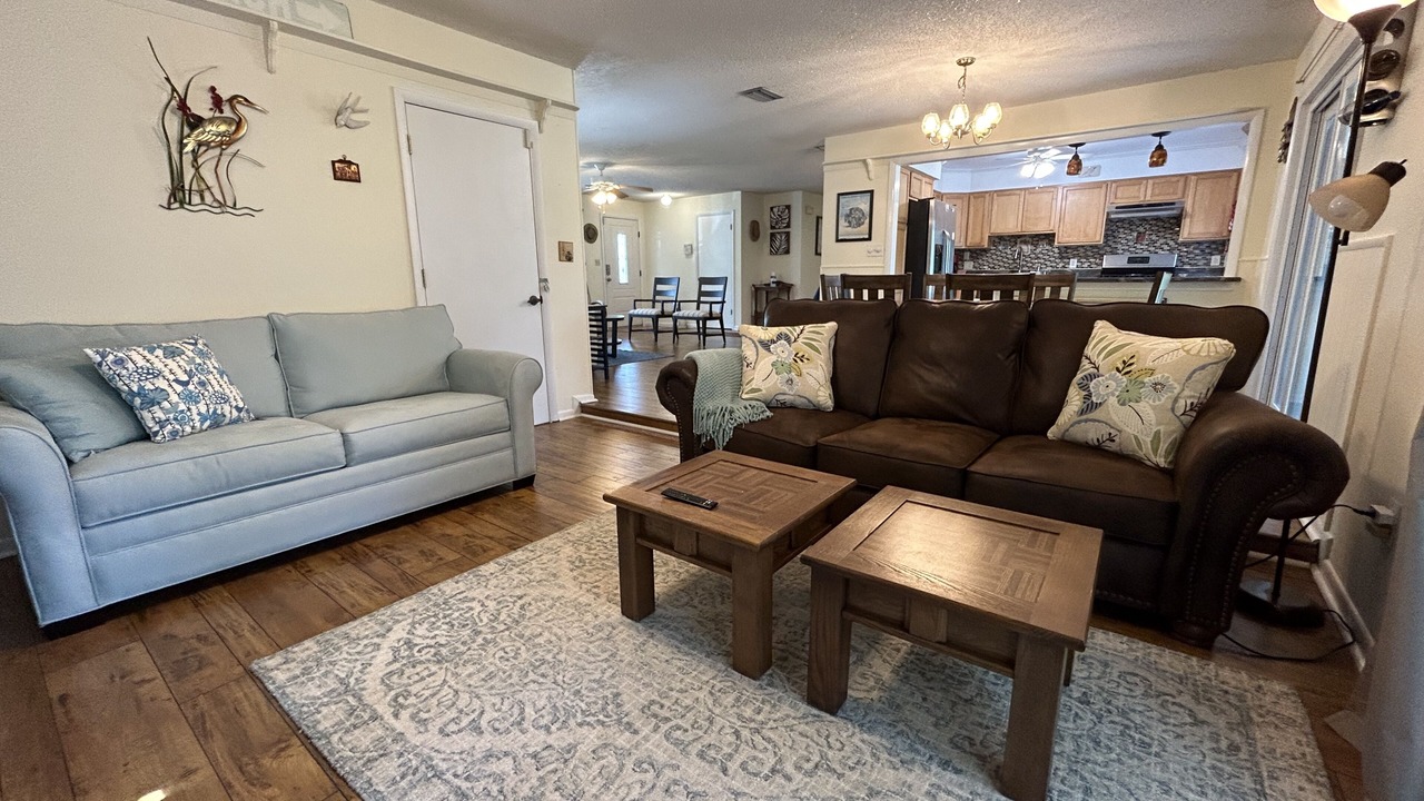 Photo of Livingroom in Horton Shores