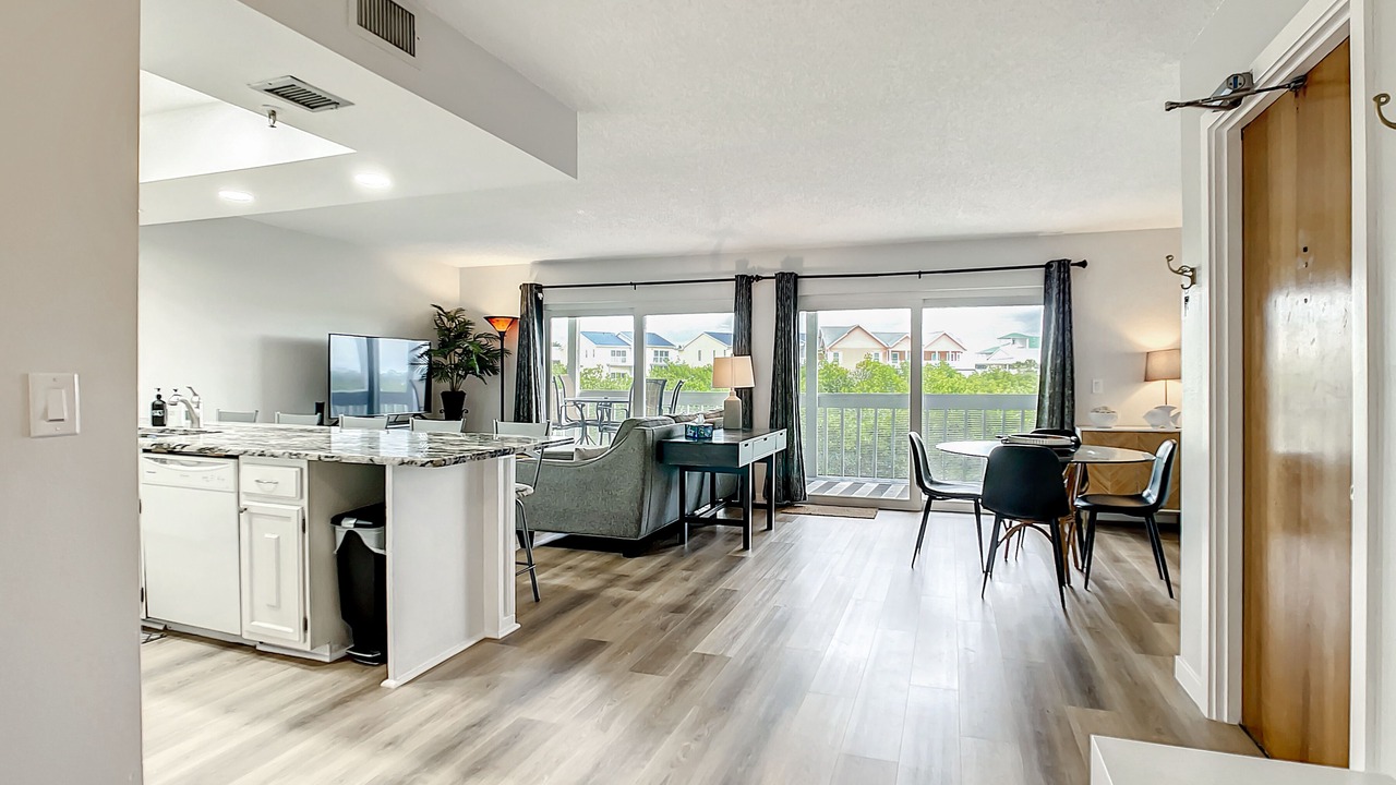 Photo of Livingroom in Indian Shores