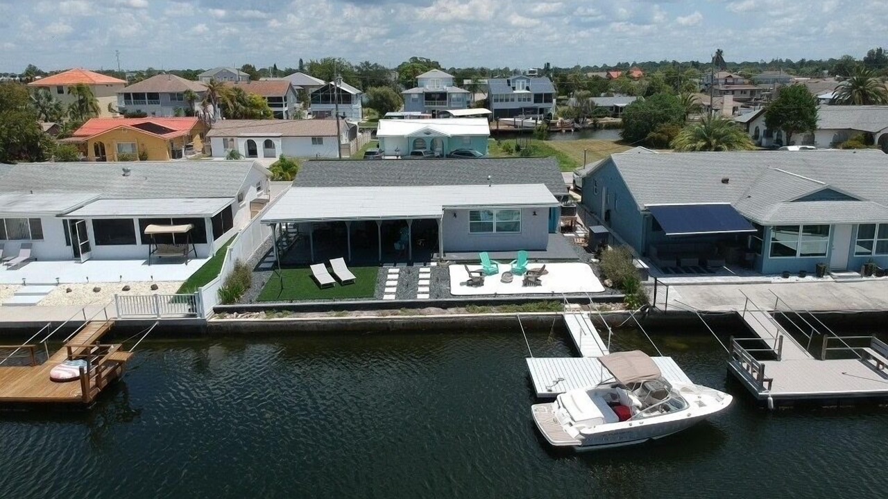 Photo of Patio Balcony in Hudson Beach Estates
