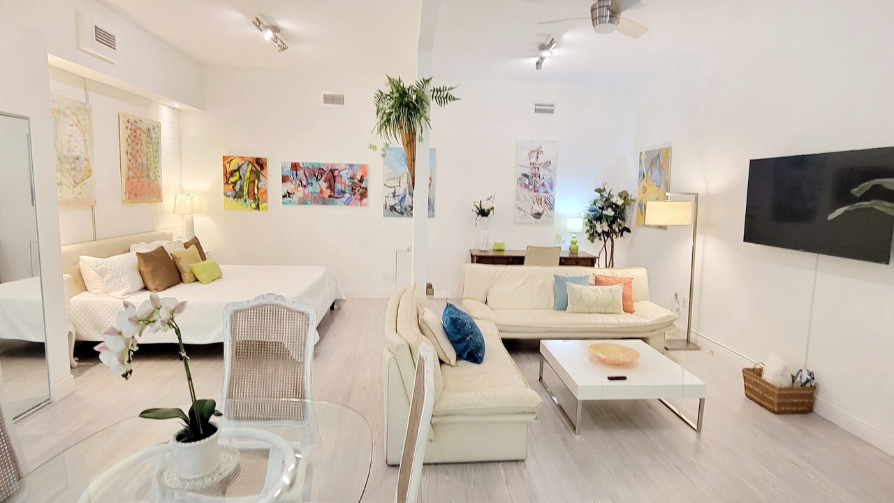 Photo of Bedroom in Oakview Heights