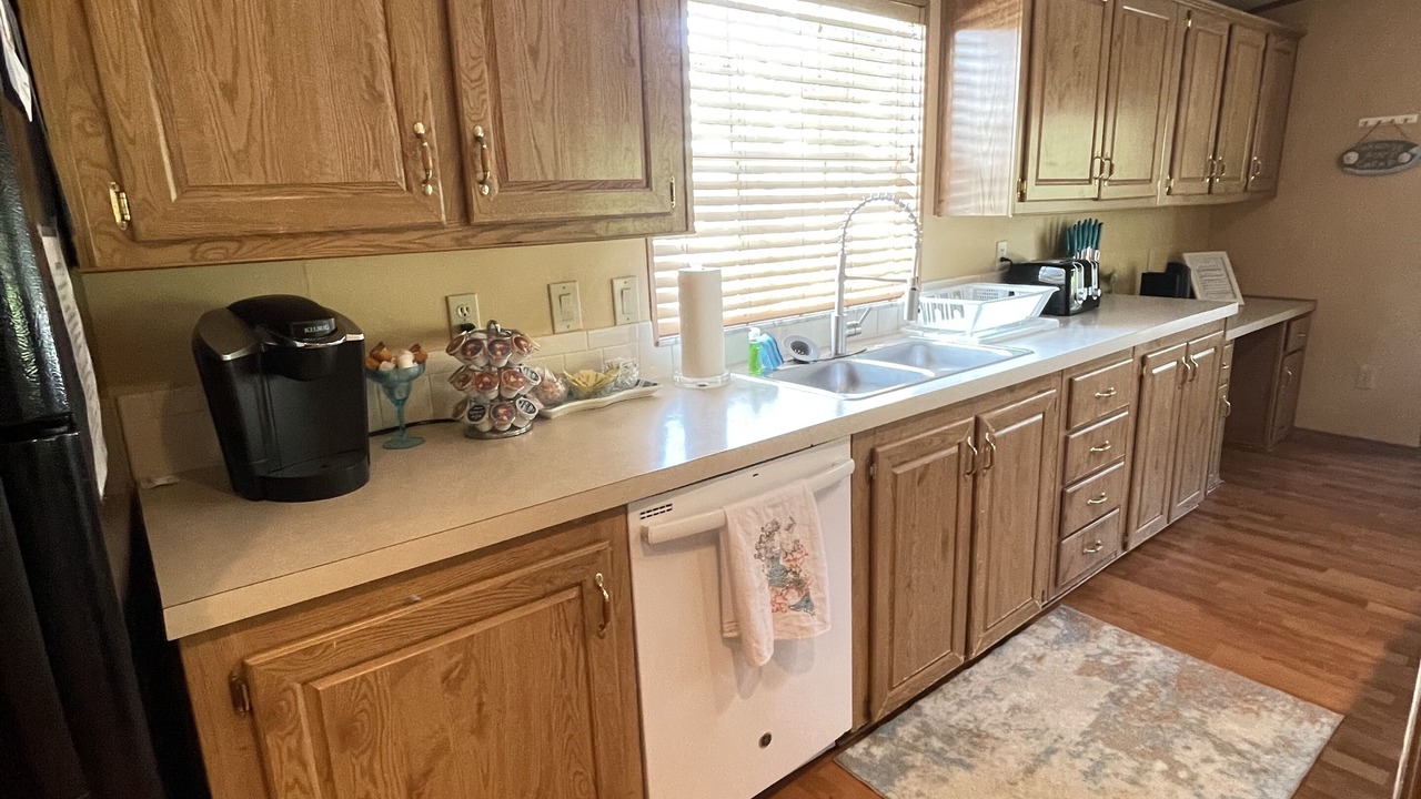 Photo of Kitchen in Weeki Wachee Gardens