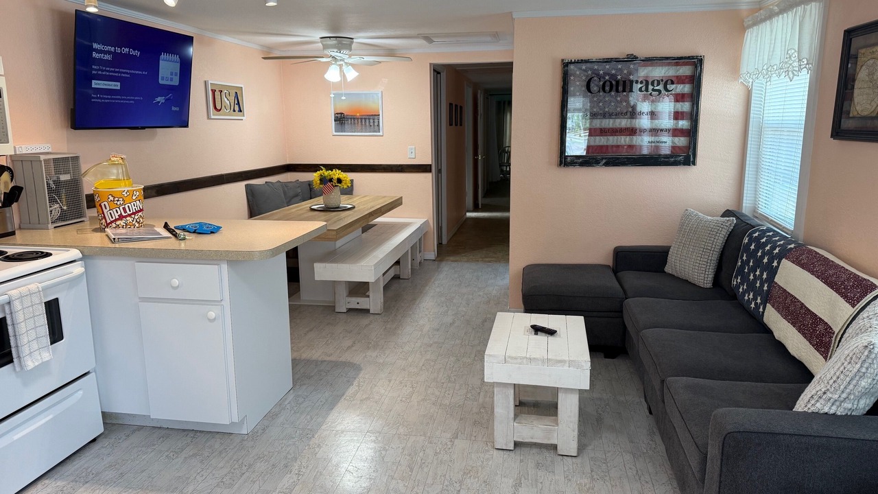 Photo of Livingroom in Steinhatchee