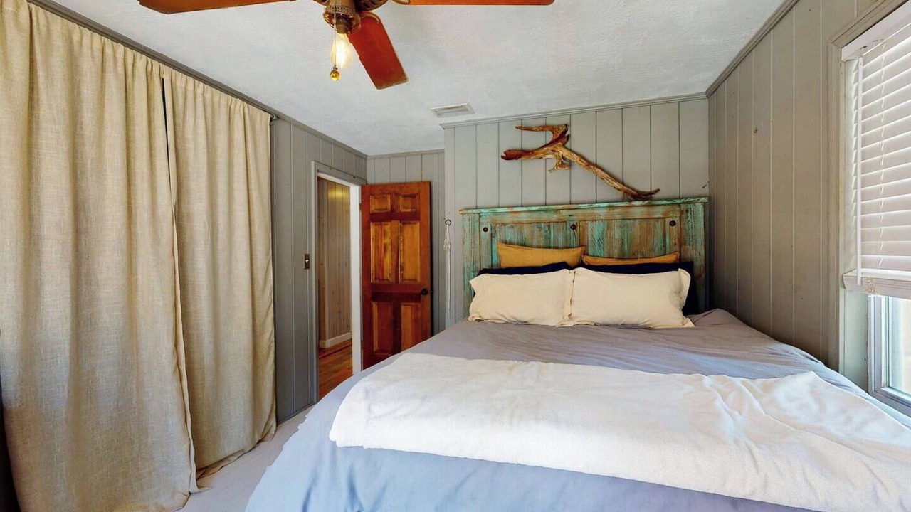 Photo of Bedroom in Boardwalk
