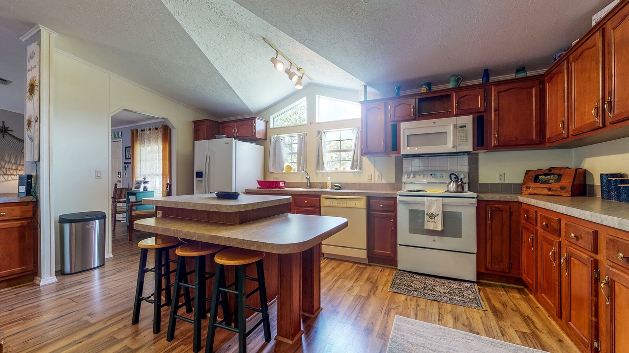 Photo of Kitchen in Astor
