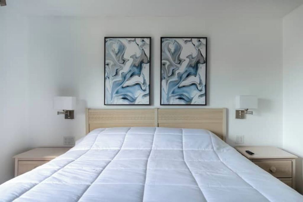 Photo of Bedroom in Seasons