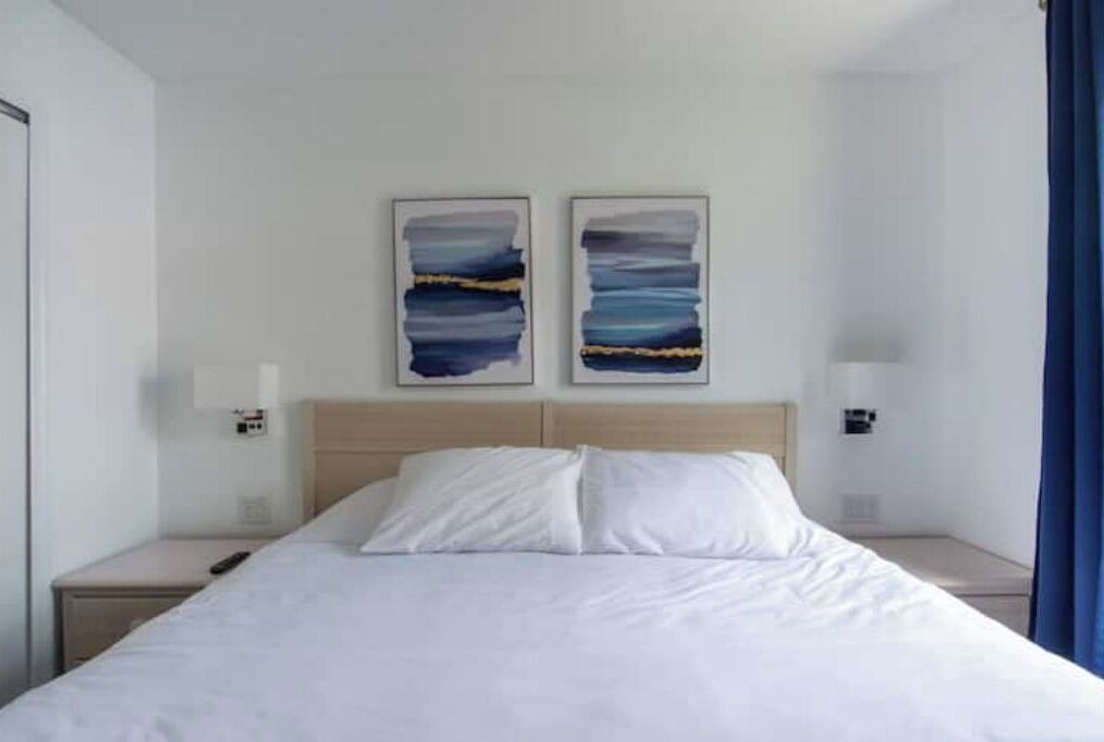 Photo of Bedroom in Seasons