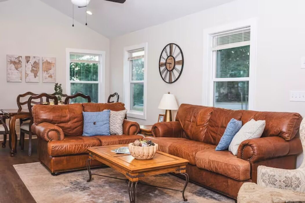 Photo of Livingroom in Greenville