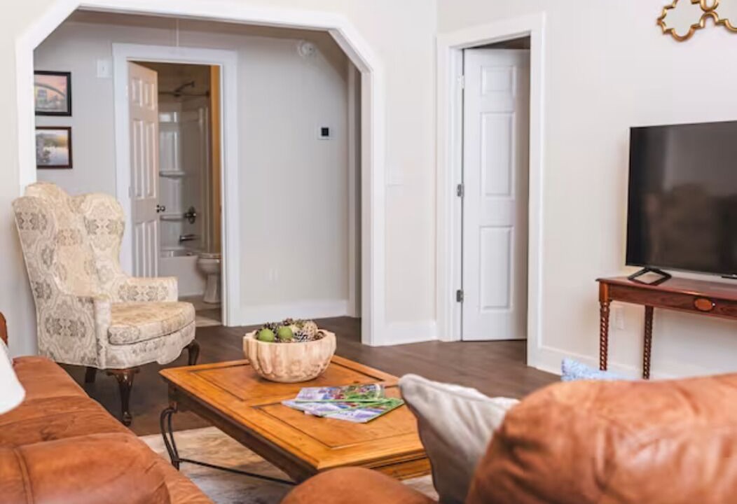 Photo of Livingroom in Greenville