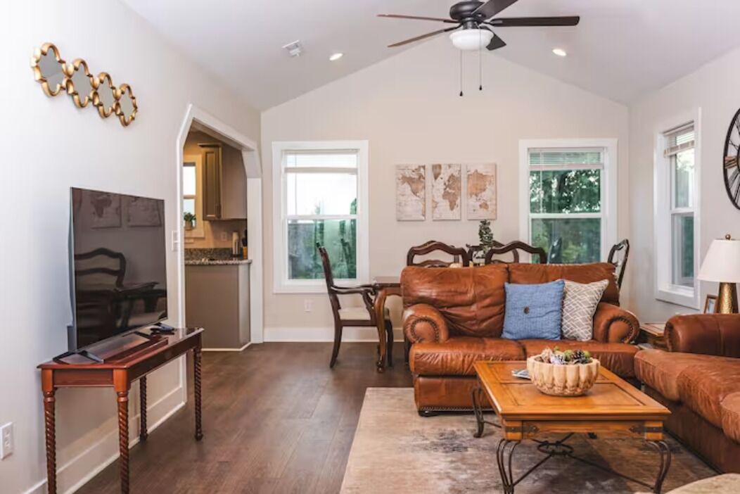 Photo of Livingroom in Greenville