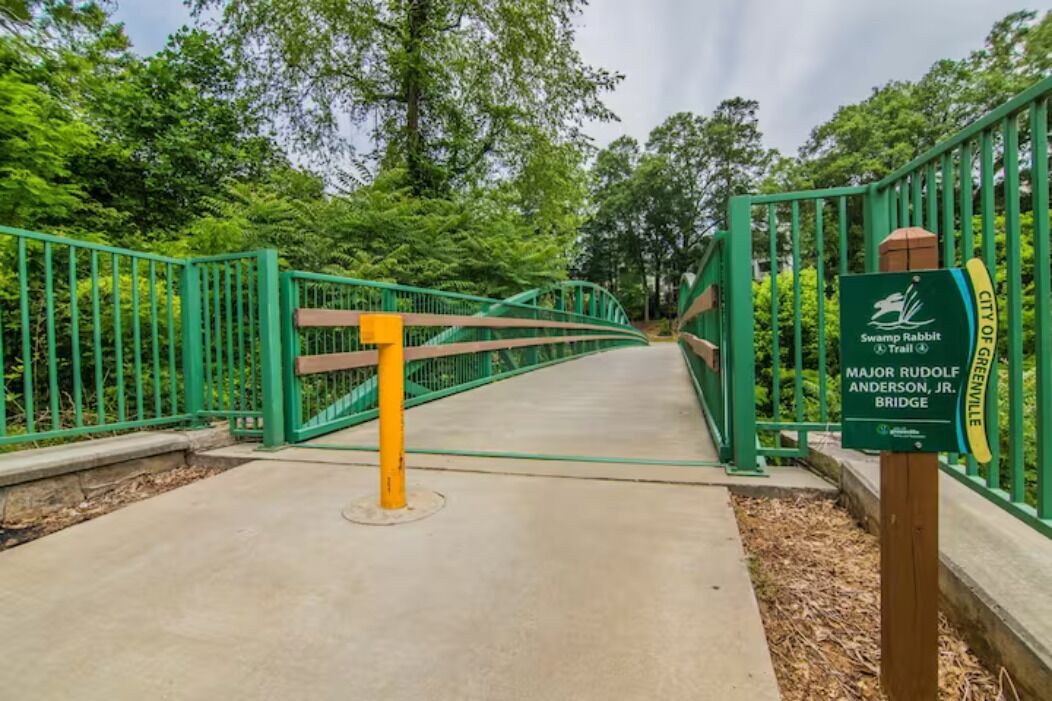 Photo of Outdoor in Greenville