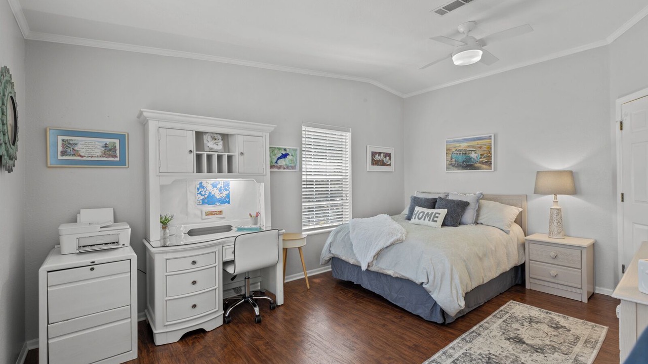 Photo of Bedroom in Cedar Key