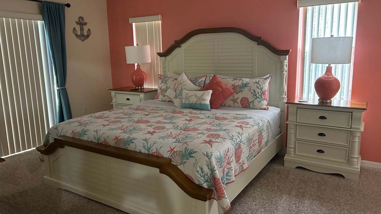 Photo of Bedroom in Tuscan Ridge