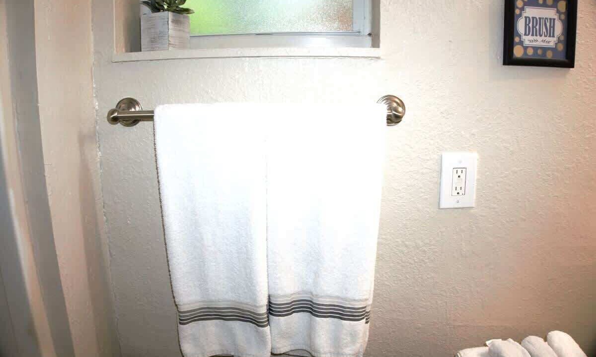 Photo of Bathroom in Lakeshore South