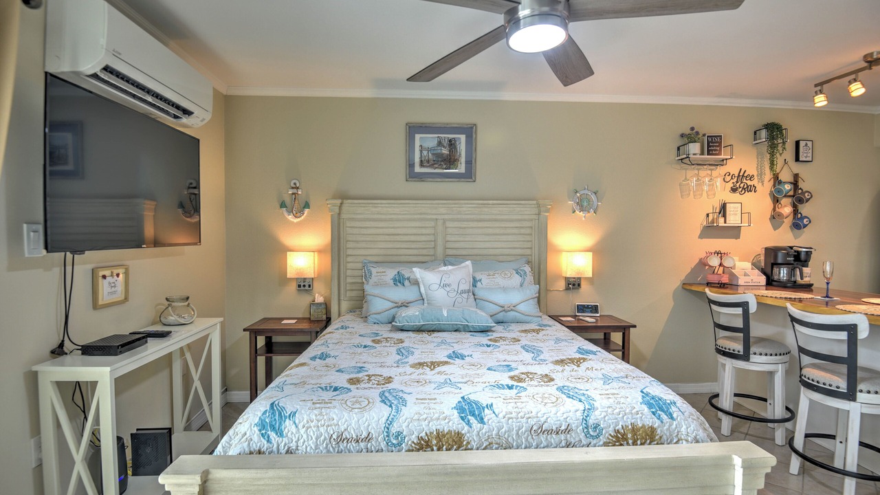 Photo of Bedroom in New Smyrna Beach