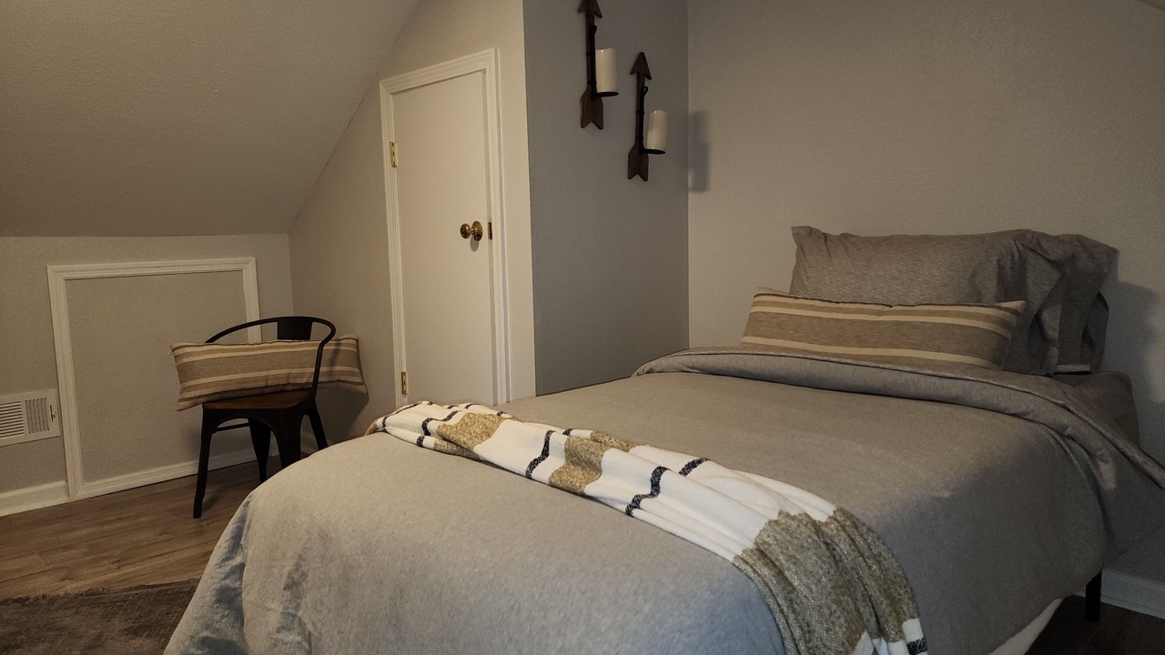 Photo of Bedroom in Murphy