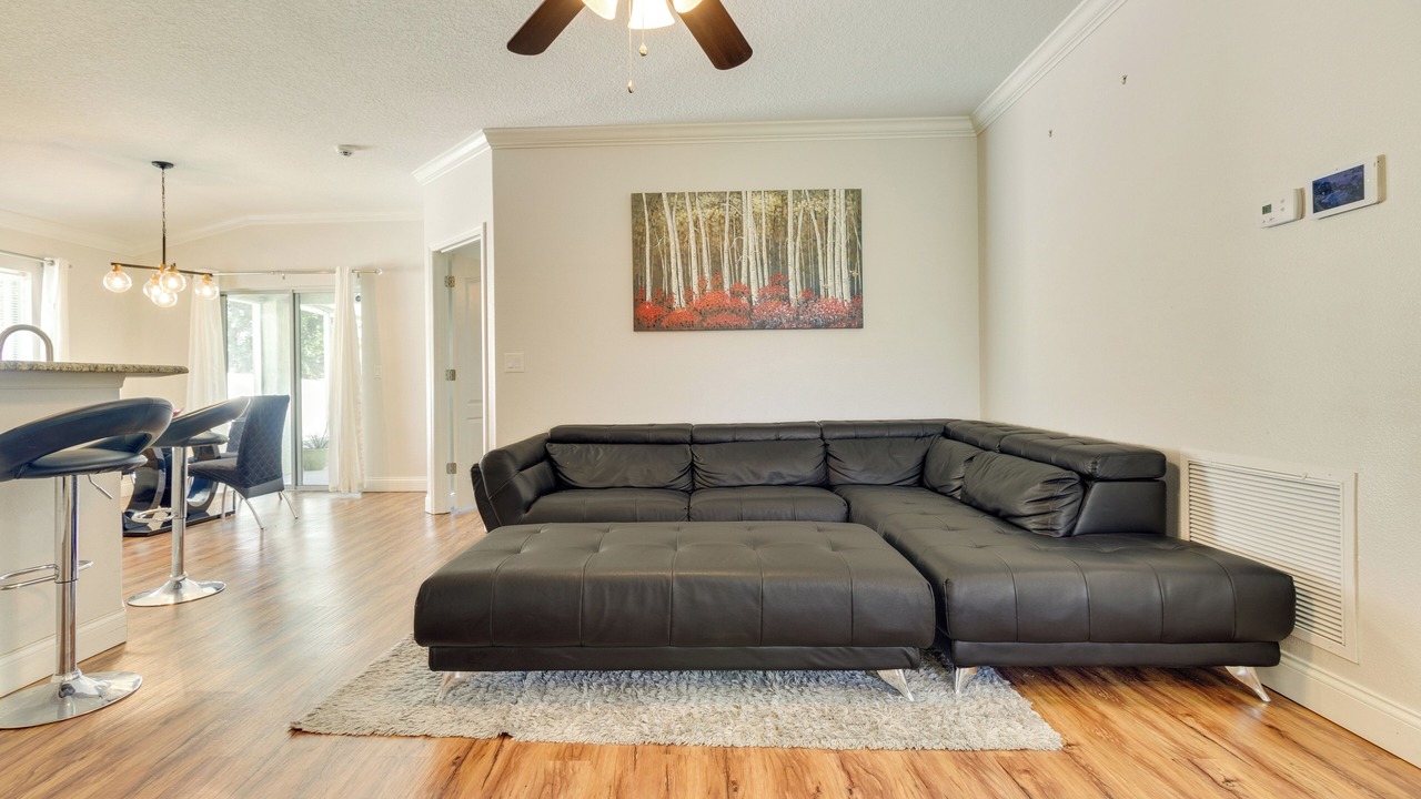 Photo of Livingroom in Leesburg