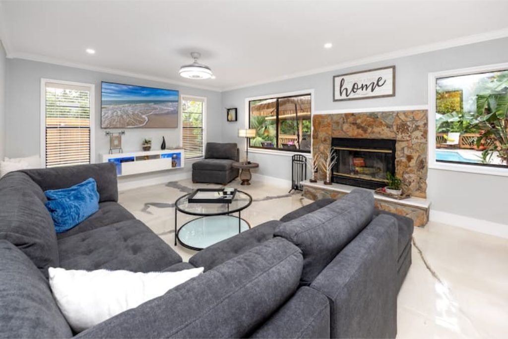 Photo of Livingroom in Clearwater