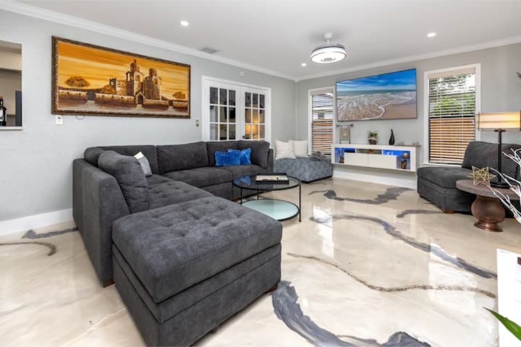 Photo of Livingroom in Clearwater