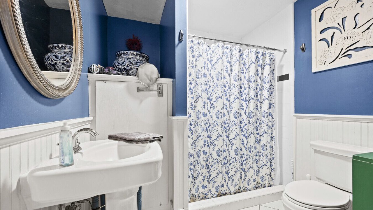 Photo of Bathroom in Gainesville