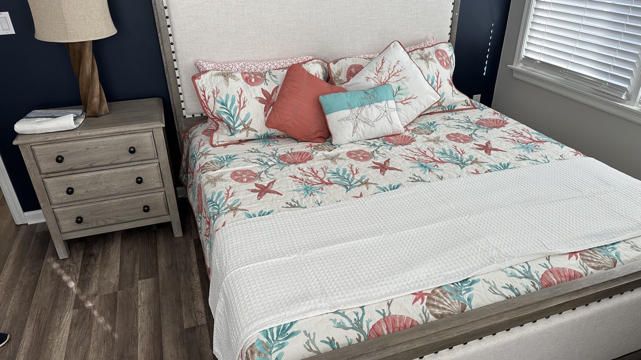 Photo of Bedroom in Seaside Heights
