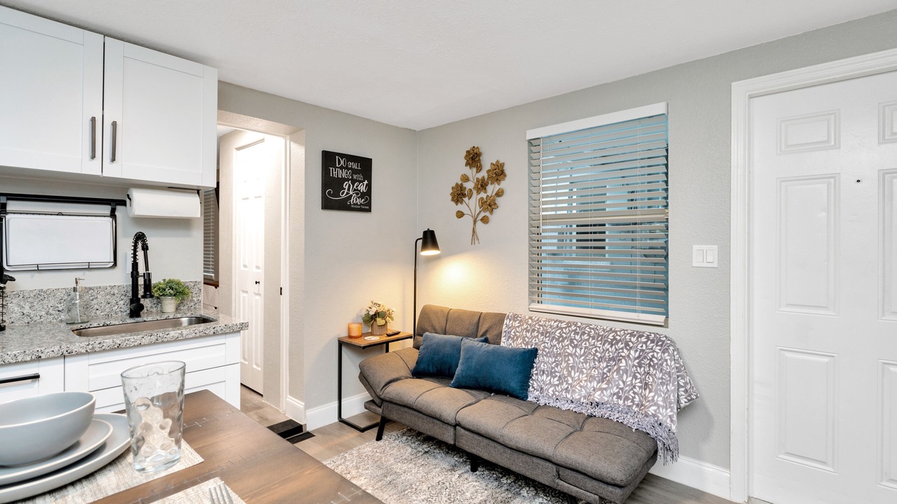 Photo of Livingroom in Clearwater