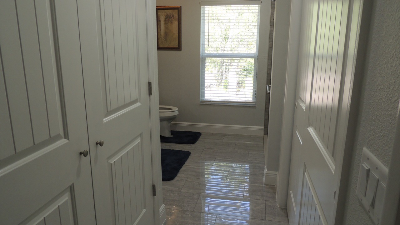 Photo of Bathroom in Brooksville