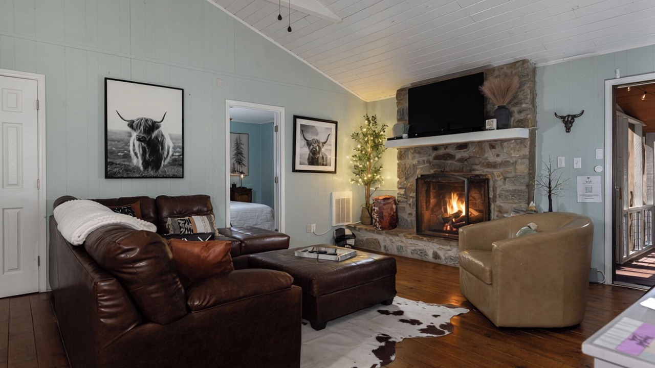 Photo of Livingroom in Deep Gap