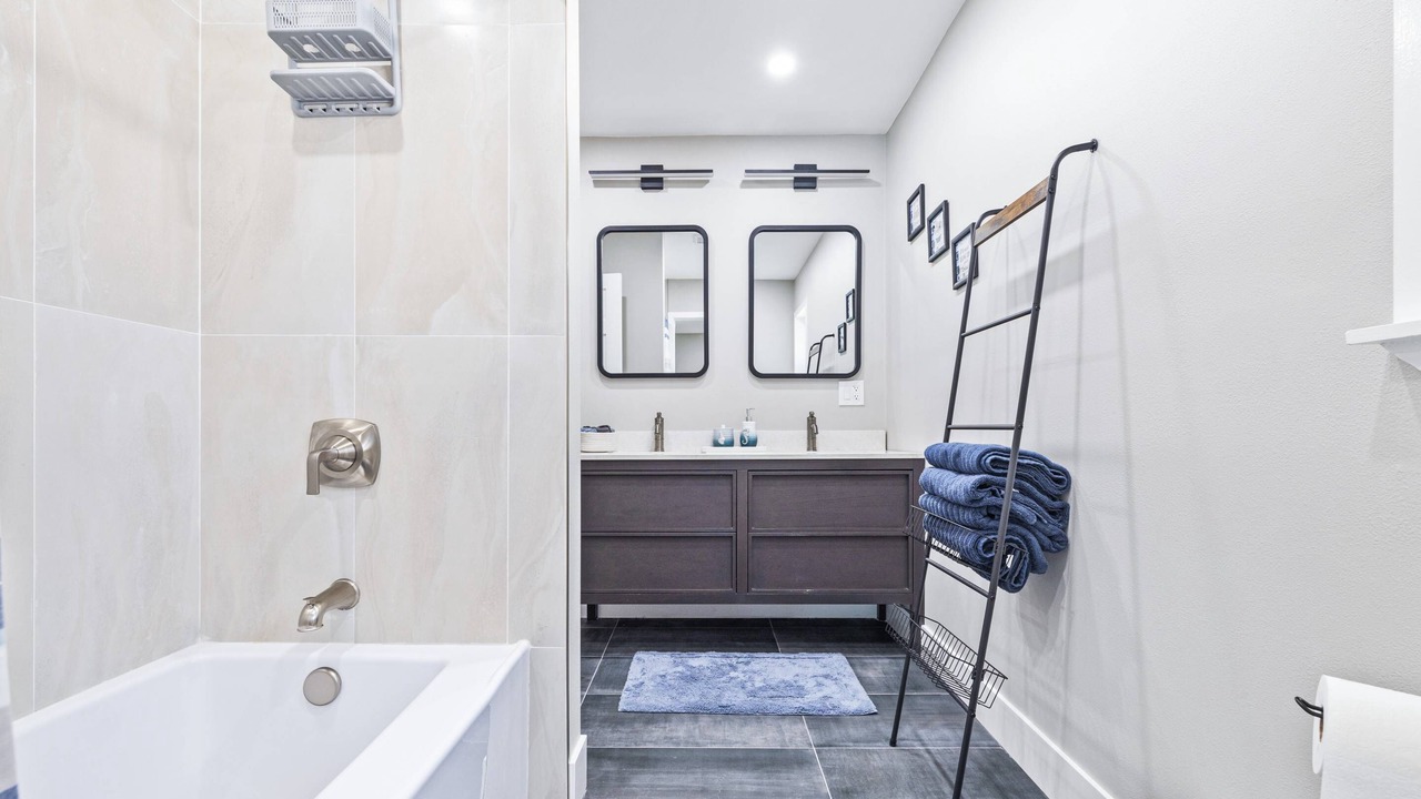 Photo of Bathroom in Orchid Lake Village