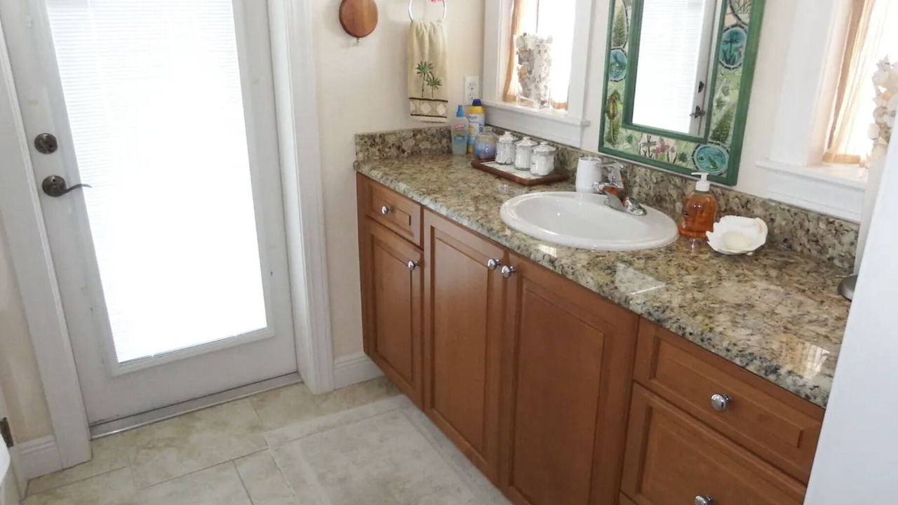 Photo of Bathroom in Palmetto