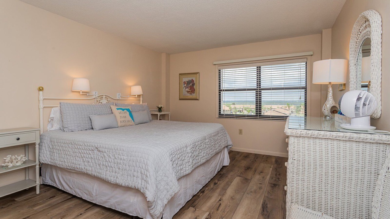 Photo of Bedroom in Ponce Inlet