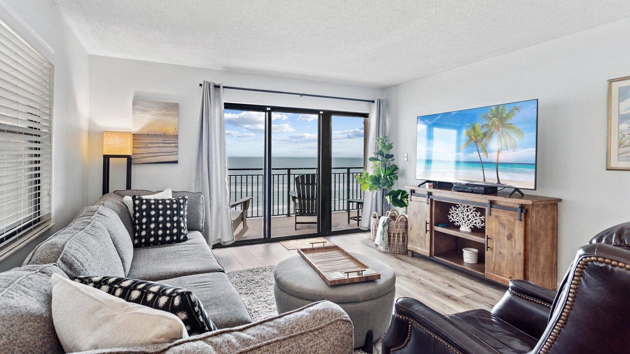 Photo of Livingroom in Ponce Inlet