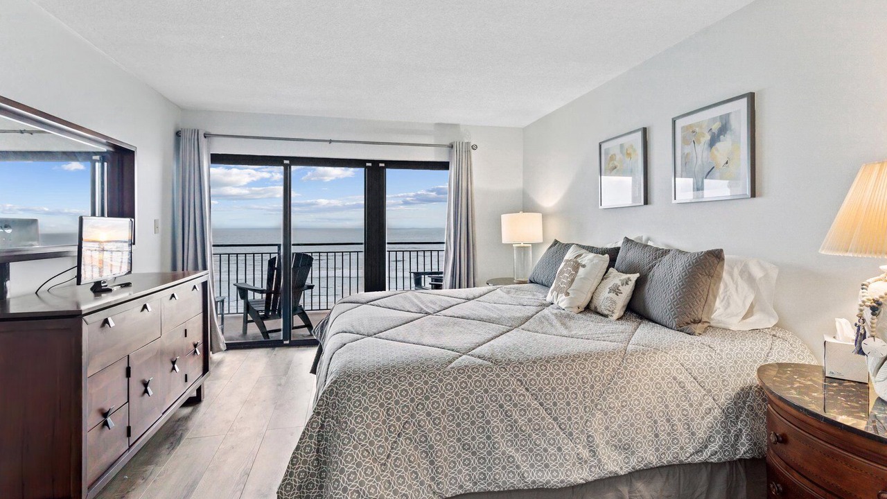 Photo of Bedroom in Ponce Inlet