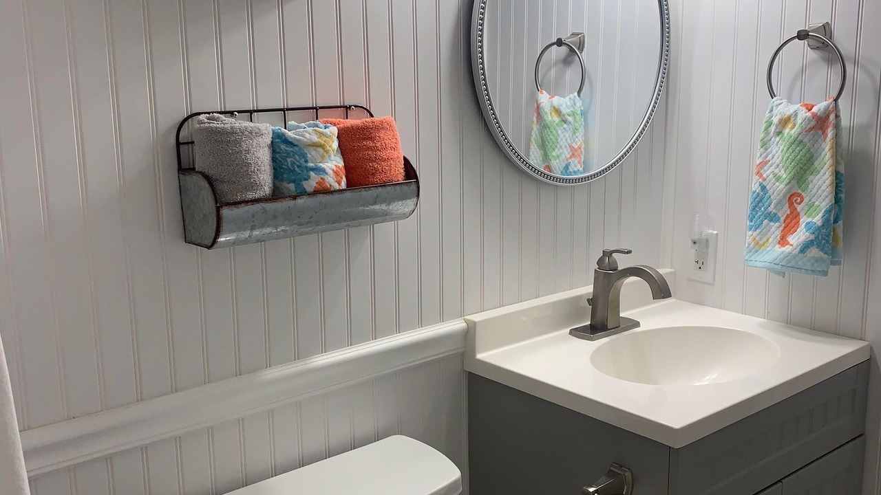 Photo of Bathroom in New Smyrna Beach
