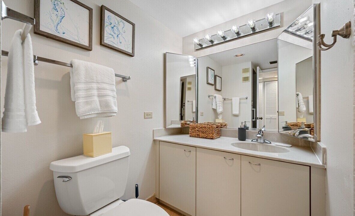 Photo of Bathroom in Sand Key