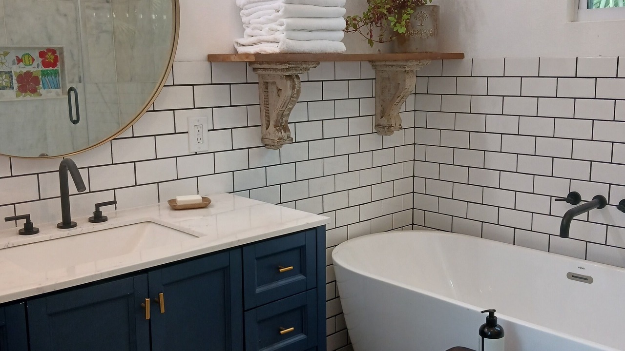 Photo of Bathroom in Lincolnville