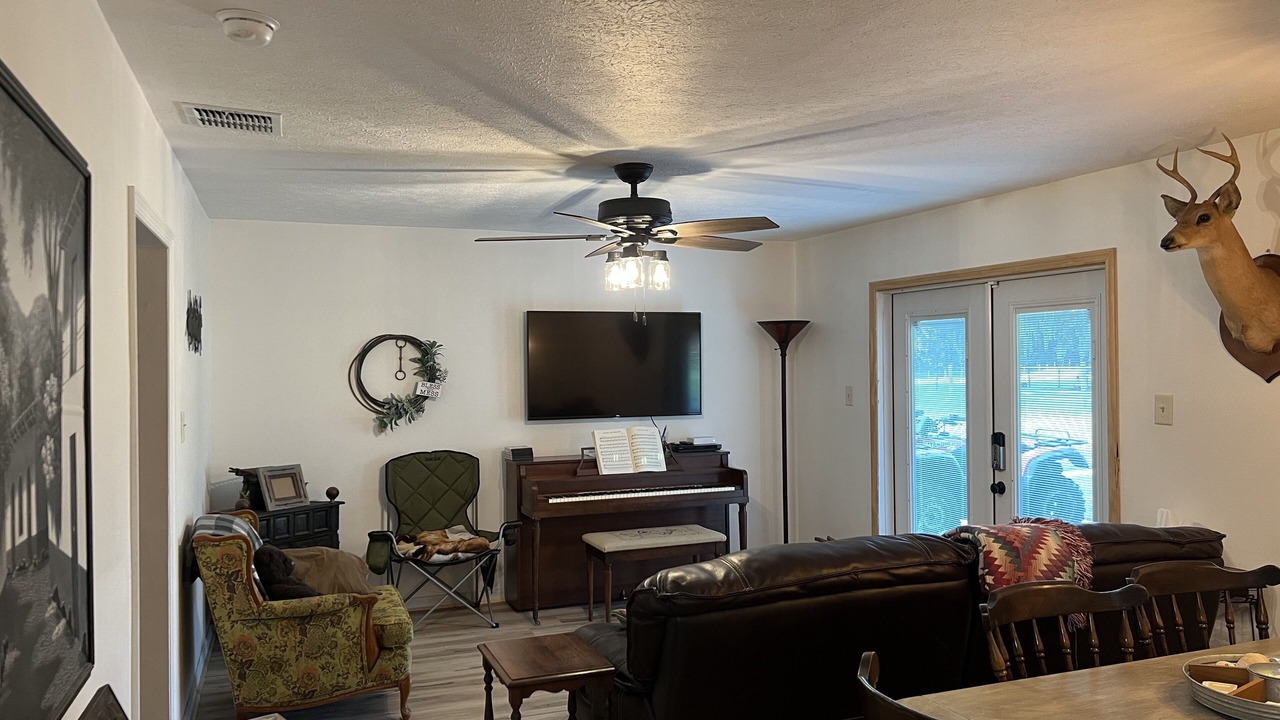 Photo of Livingroom in Dade City