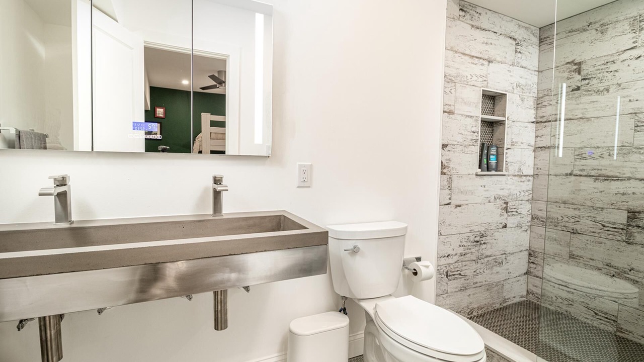 Photo of Bathroom in Stone Harbor
