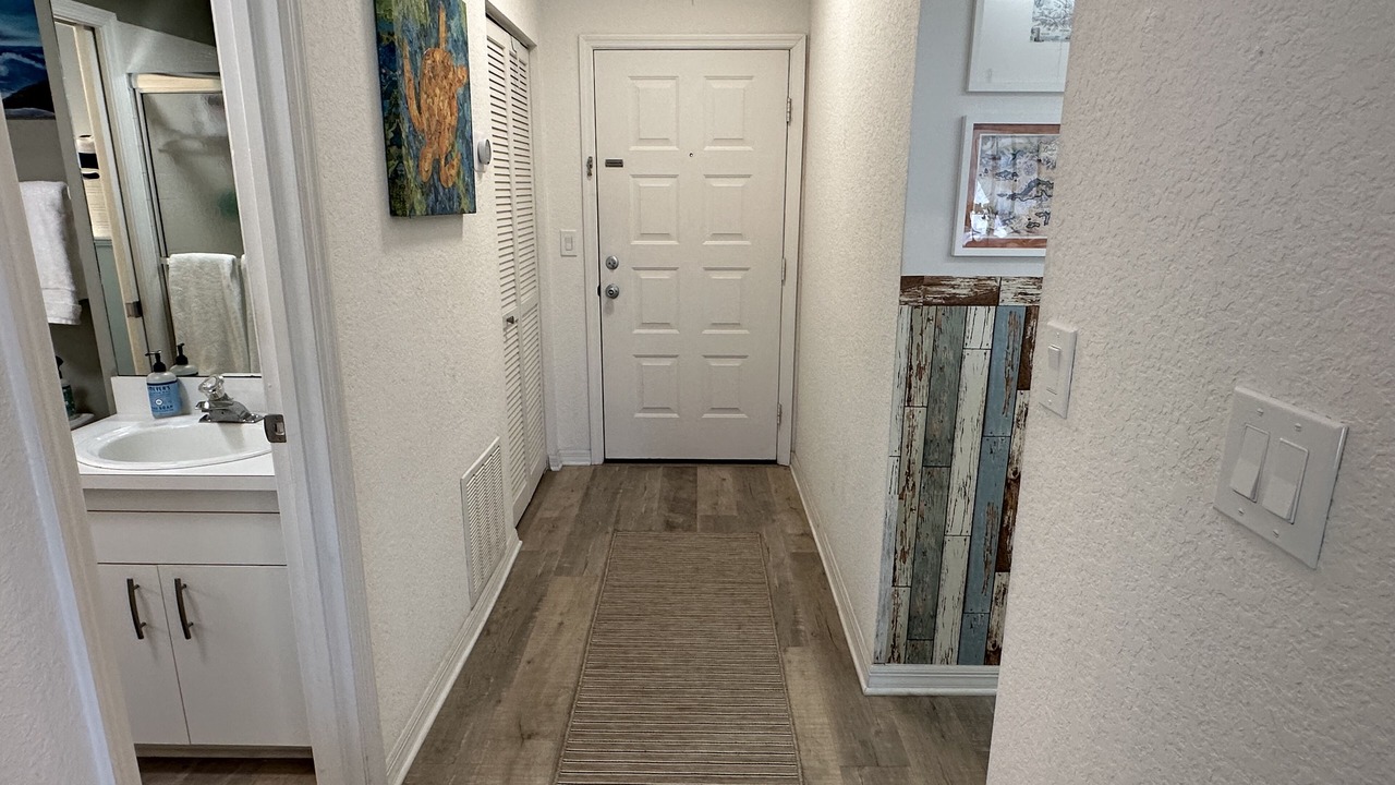 Photo of Bathroom in Bouchelles Island