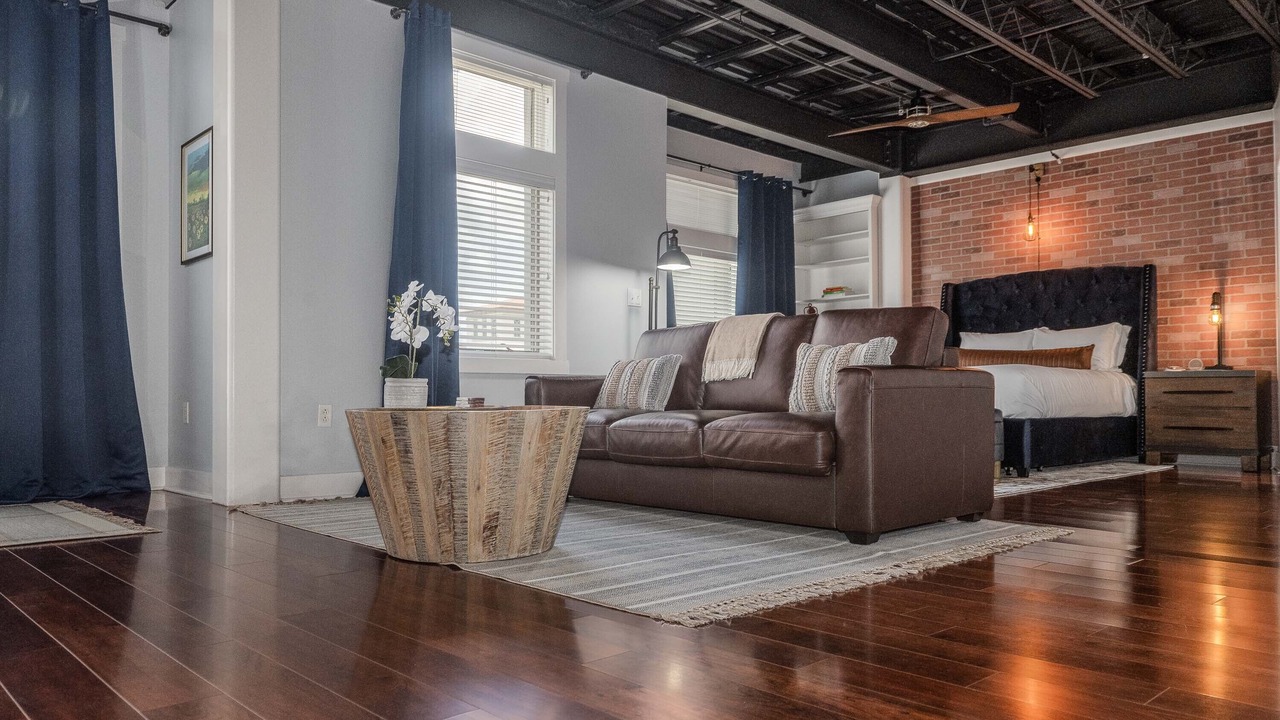 Photo of Bedroom in Downtown