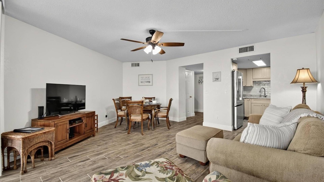 Photo of Livingroom in Flagler Beach