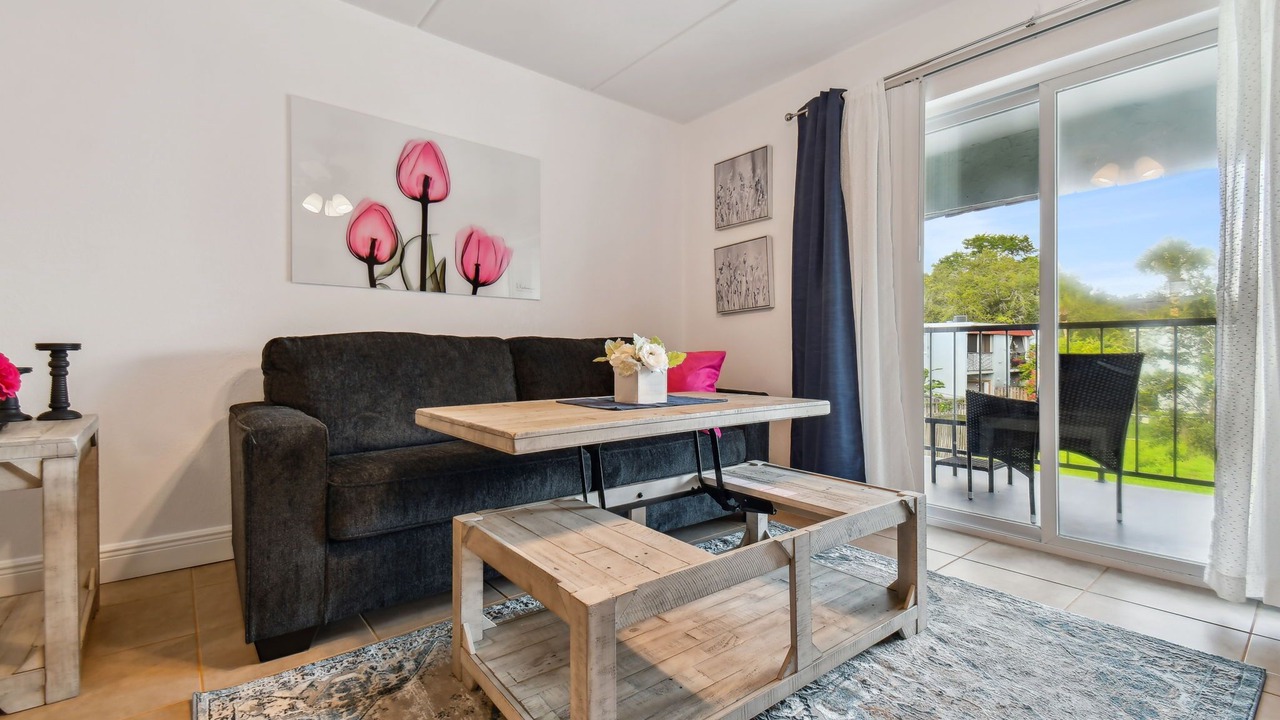 Photo of Livingroom in University