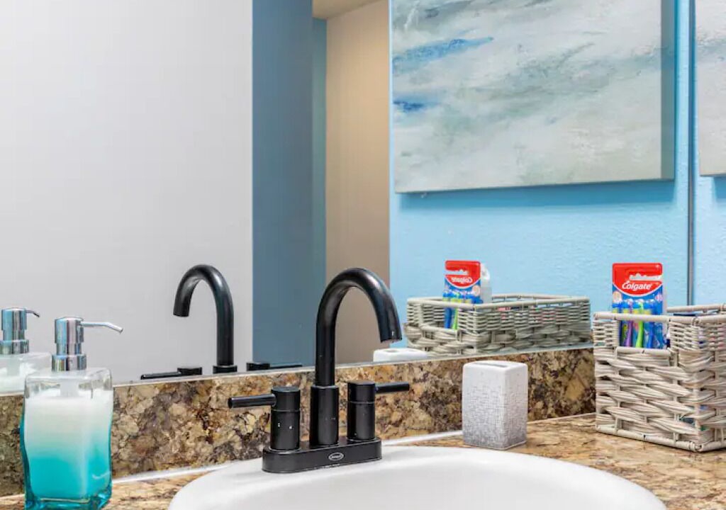 Photo of Bathroom in Tavares