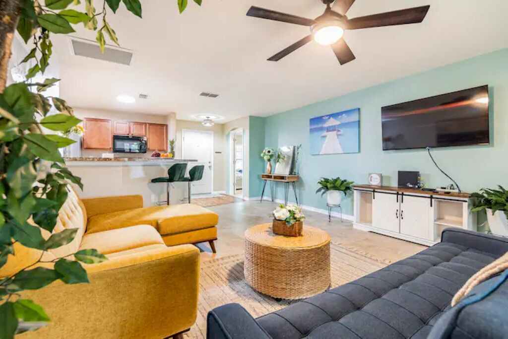 Photo of Livingroom in Tavares