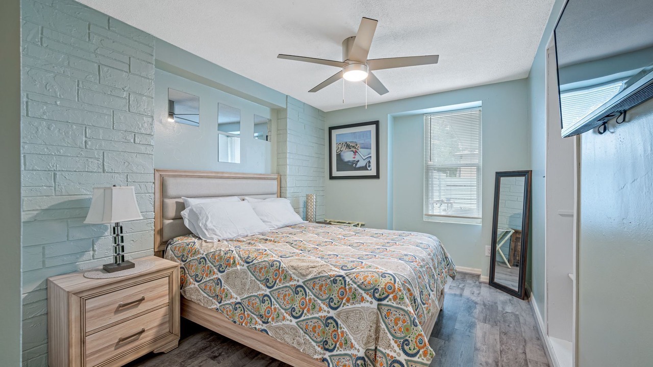 Photo of Bedroom in Pinellas Park