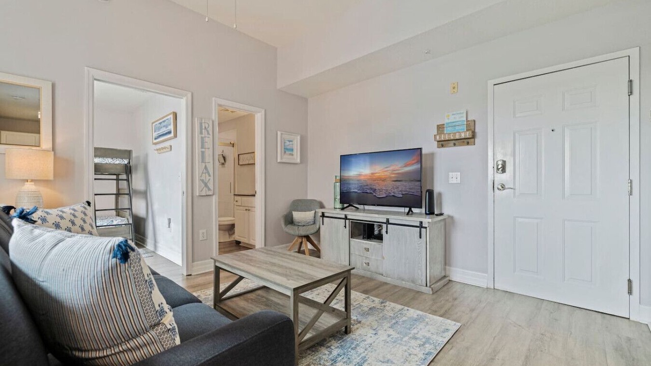 Photo of Livingroom in Madeira Beach