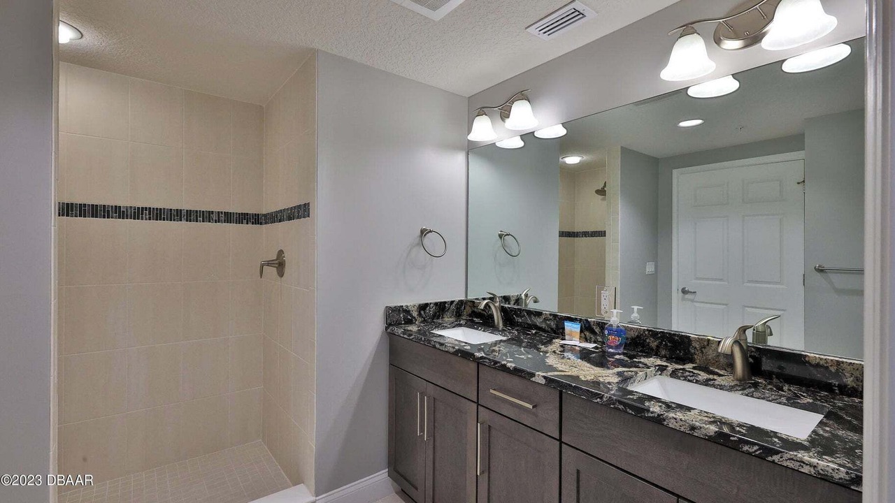 Photo of Bathroom in Ocean View Halifax Estates