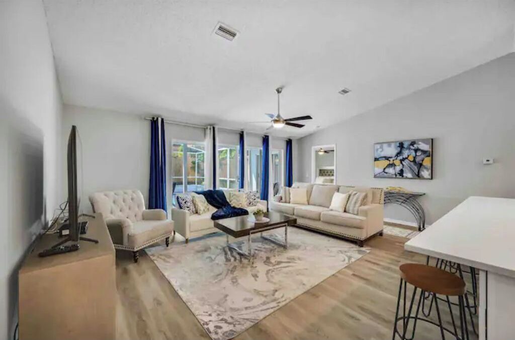 Photo of Livingroom in Palm Harbor
