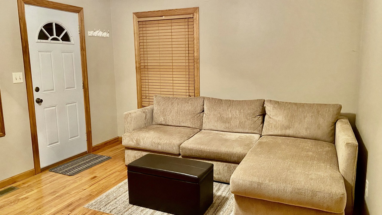 Photo of Livingroom in Lenoir