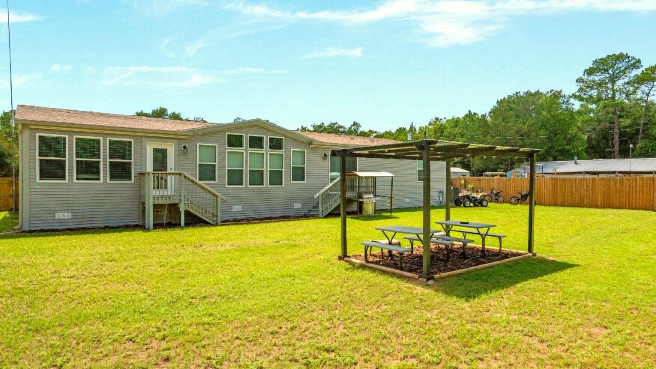 Photo of Others in Brooksville