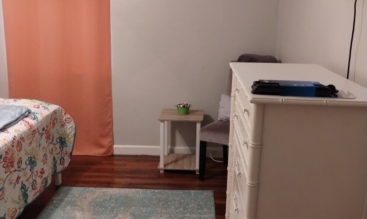 Photo of Bedroom in Gulfport